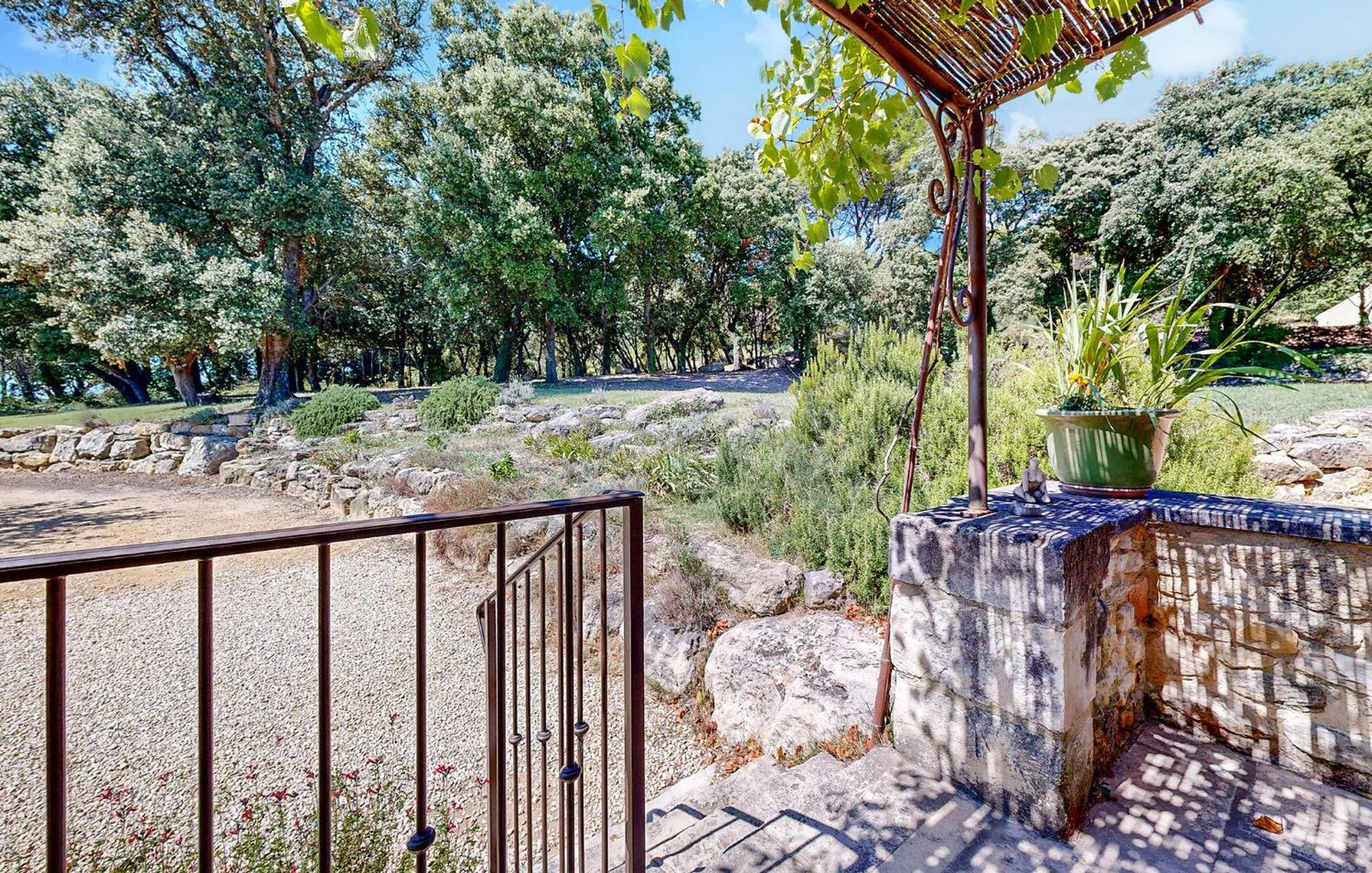 Awesome Home In Bollene With Wifi Esterno foto
